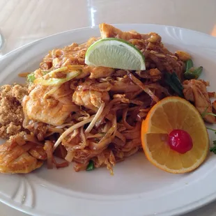 County style pad thai