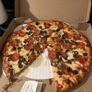 Pepperoni mushroom black olive Medium pizza.