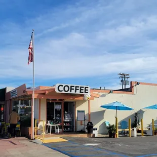 COFFEE, COFFEE!!! YES, MA'AM!!!