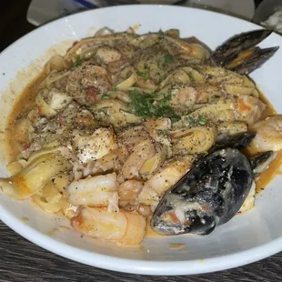 Spicy Seafood Pasta