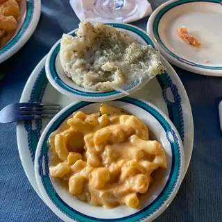 White Cheddar Mac & Cheese