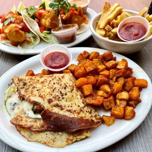 Florentine (front) &amp; Fish Tacos (back) | IG: @nomwithelaine