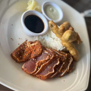 Seared tuna and deep fried asparagus