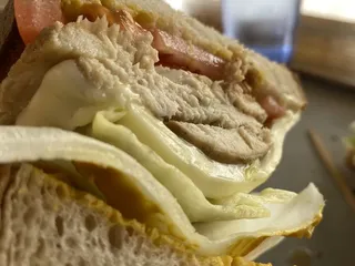 Nunu’s Cafe