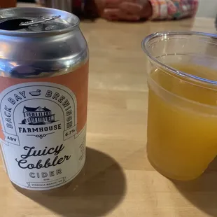 Back bay brewing Juicy cobbler cider