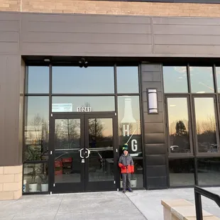 Higher Gravity has an amazingly convenient location in a fantastic area in Summit Park, right next to the playground.