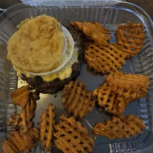 Creaky Rocker with no bun- fried green tomato was disintegrated, fries were smallest portion I have ever gotten, and they were cold.