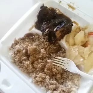 Food is OK.. Staff is terrible. Just grab your food and LEAVE . OX TAILS are good. Chicken Is a little dry. Macaroni isn&apos;t homemade.