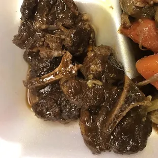 1 1/2 pieces of Oxtail meat