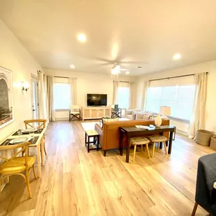 Soaring nine foot ceilings, natural light, and open floor plans make Highland 55 Edmond's premier gated community for Active Adults 55+.