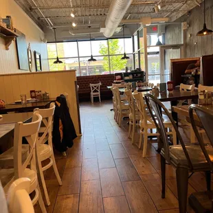 ramen and noodles, interior