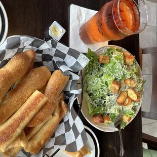 Breadsticks, side salad &amp; peach hard cider