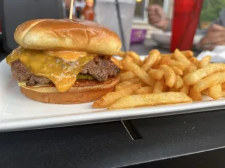 Uncle Larry's Rustic Inn