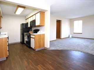 Cross Creek Apartments and Townhomes