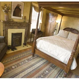 Hamilton Room Seasonal