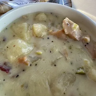 Scrumptious clam chowder that rivals anything from the Pacific Northwest!