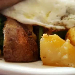 I can&apos;t see the veggie hash yet but it looks promising at first glance.