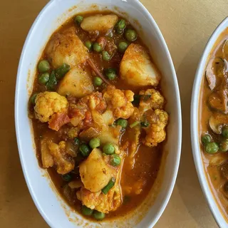 Aloo Gobi Mutter