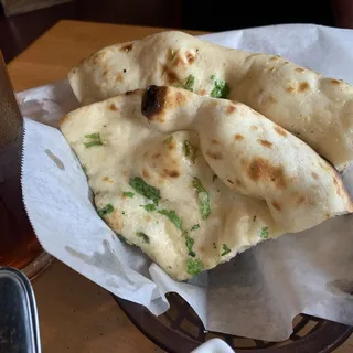 Garlic Cheese Naan