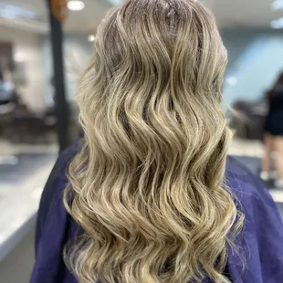 @highlightsbytalynn 559-492-9243 
Highlights by Talynn- New Client form -  https://form.jotform.com/233345859763065