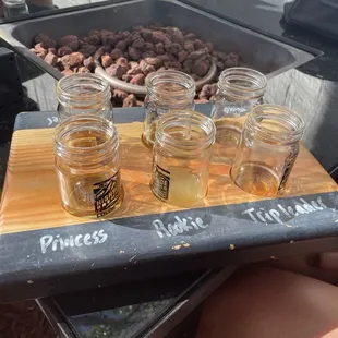 Flights come in 6 heavy pours
