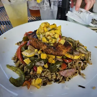 Blackened Mahi with vegetables and mango salsa