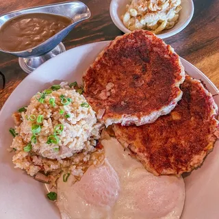 Ray's Weekend Special Local-Style Cornbeef Hash & Eggs w/ Gravy