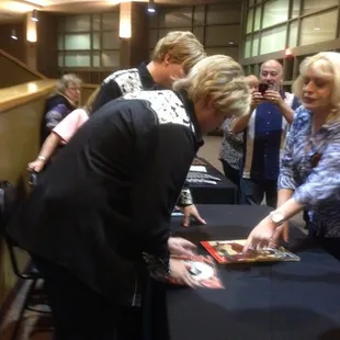Matthew &amp; twin brother Gunnar Nelson signing for fans after the show