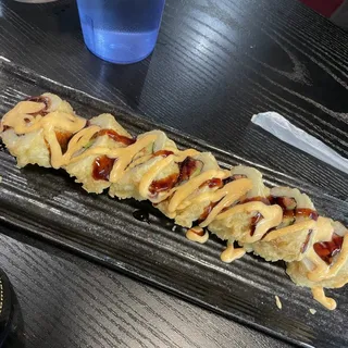 Deep fried spicy tuna roll