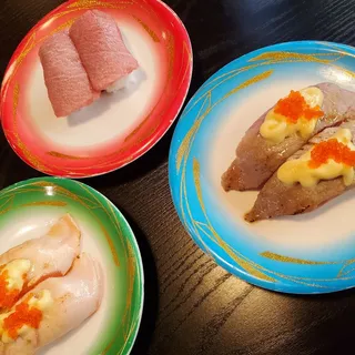 Aburi Salmon Mayo Nigiri