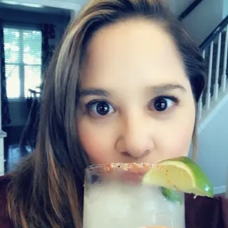 M G.