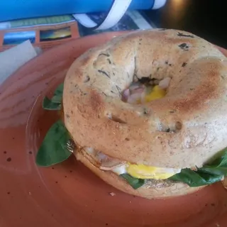 Breakfast Spinach Bagel Sandwich