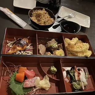 Hiko - a - Mon Bento Box