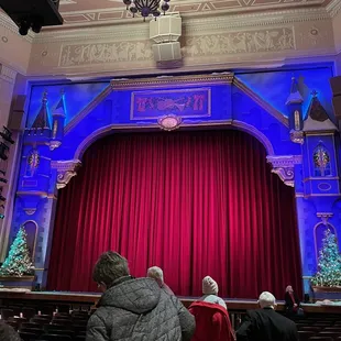 Seats from row R.  Front main.