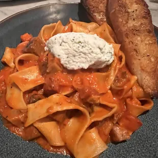 Brisket bolognese