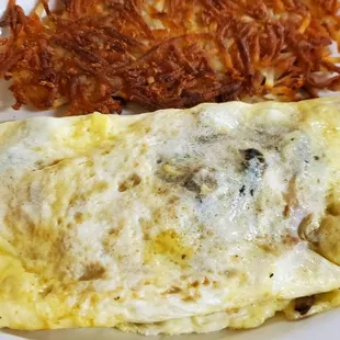 Perfection right here...except for the lumpy thick cold grits....