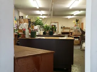 Kamp's Flowers & Greenhouse