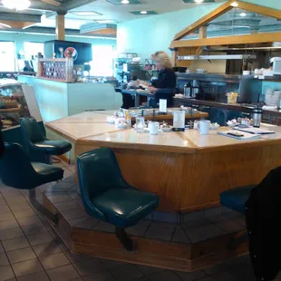 Not even hating, perfect spot for my retired fam who "do breakfast" every morning