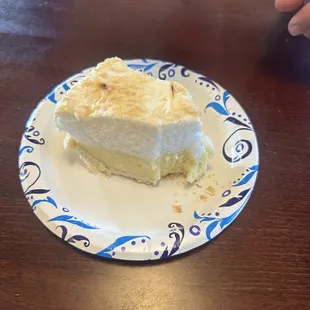 Coconut cream pie