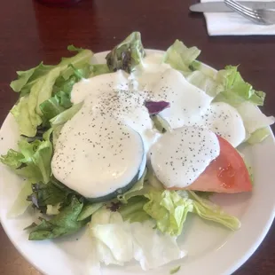 Salad with ranch