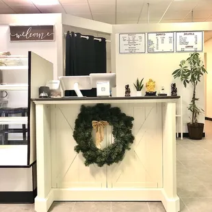 Pay station or cash register