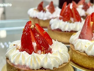 Eleon Pizza & Pastry