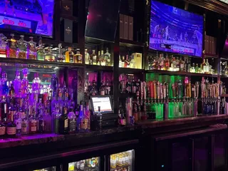 Deol II Sports Bar & Lounge