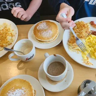 Classic American Breakfast