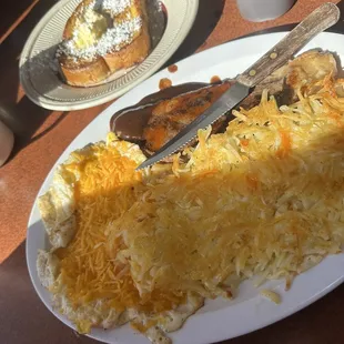 This food is so nasty that steak smelled musty I put hot sauce on the steak I thought it was gonna taste better