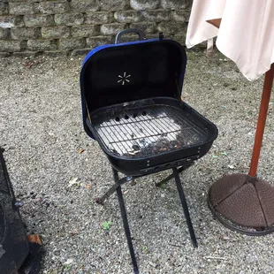 Grill for 6 occupants?