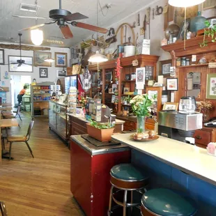 Hillsboro General Store