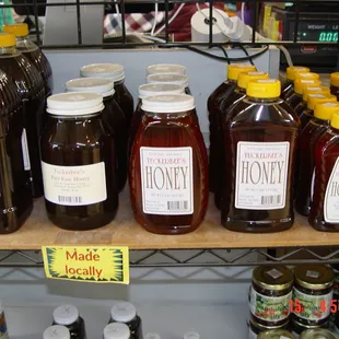 Local raw honey
