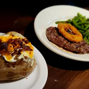 6 oz filet, green beans, and loaded baked potato.   Bacon was extra.