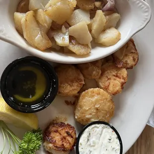 Scallops with American Fries